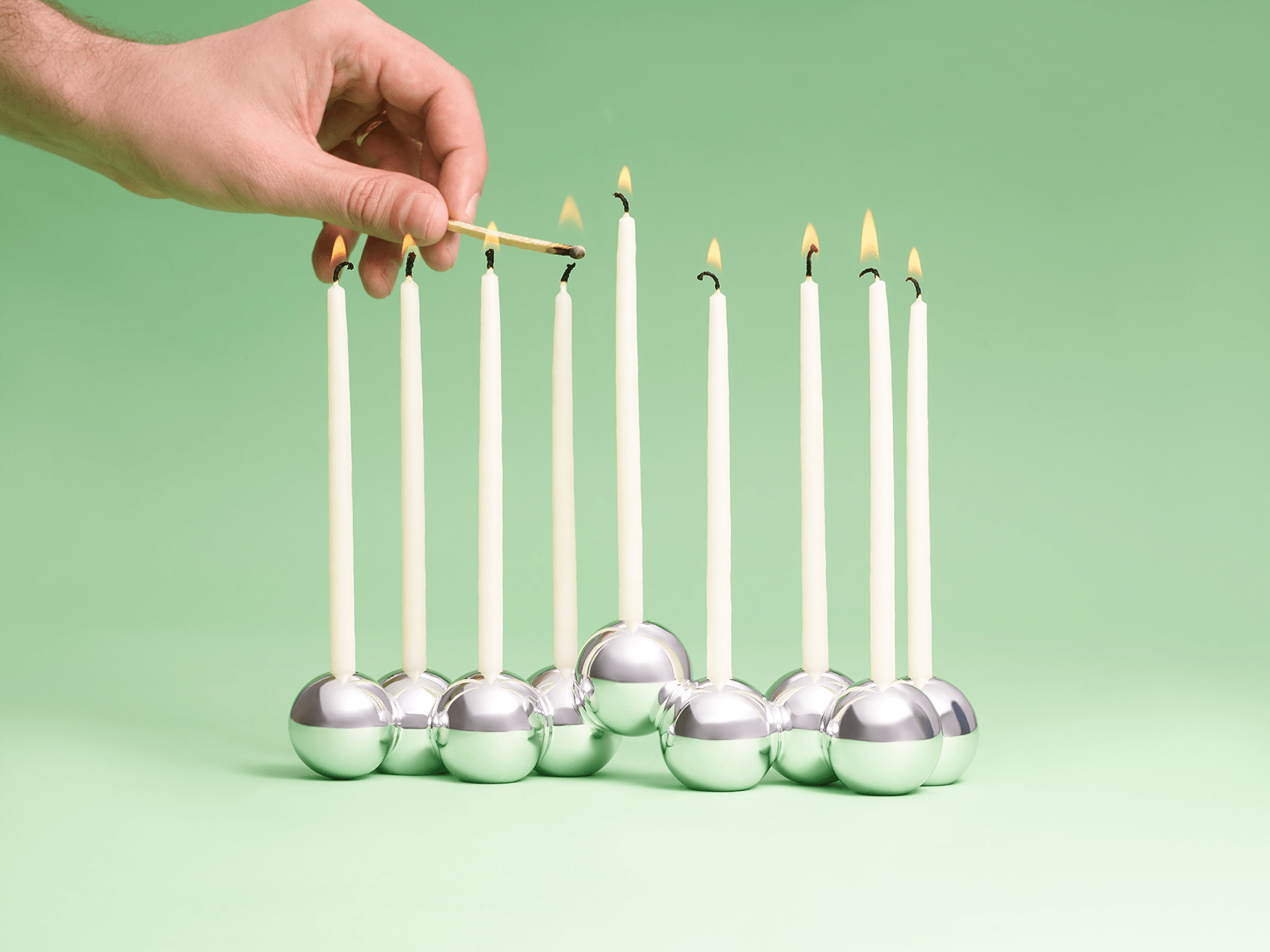 AluminumBubbleMenorah_greenBG.png