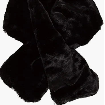 fauxfurscarfblack.webp