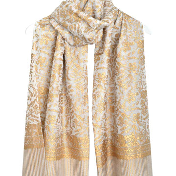 linaingoldscarf.webp